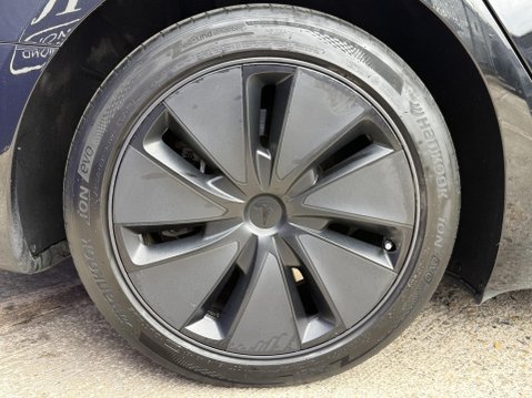 Tesla Model 3 Saloon 4dr Electric Auto RWD (208 ps) 15