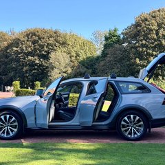 Volvo V90 B4 CROSS COUNTRY PLUS AWD 4