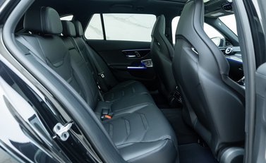 Mercedes-Benz C63 S AMG E Performance Estate Night Edition 16