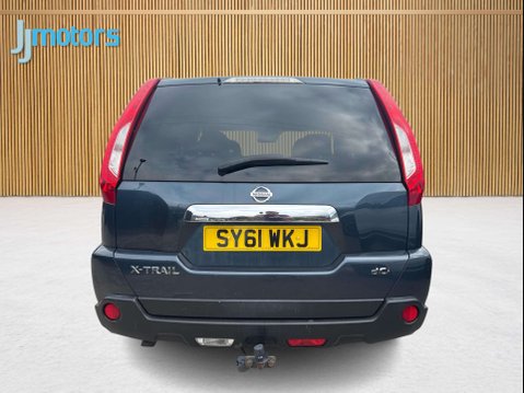 Nissan X-Trail 2.0 dCi Tekna SUV 5dr Diesel Manual 4WD Euro 5 (173 ps) 13