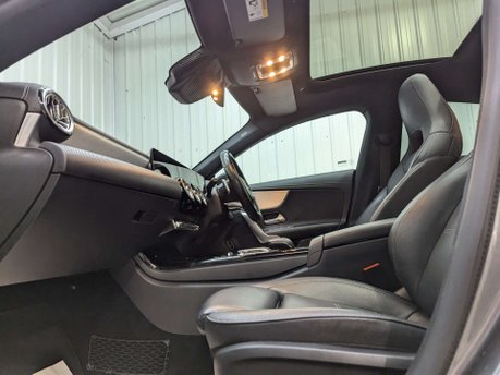 Mercedes-Benz CLA Class 2.0 CLA 220 AMG Line Premium+ Auto 4dr 51