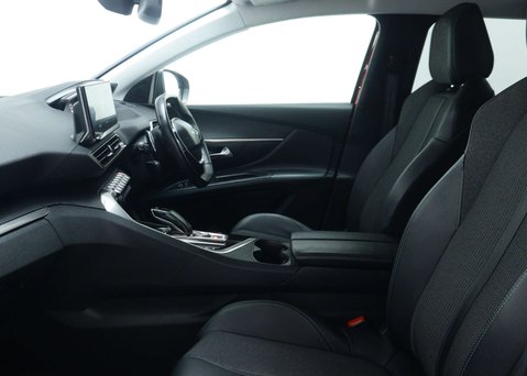 Peugeot 5008 1.2 PureTech Allure SUV 5dr Petrol EAT Euro 6 (s/s) (130 ps) 41