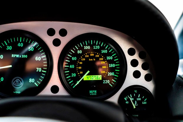 Lotus Esprit SPORT 350. 1 OF 42 RHD. SUPERB EXAMPLE. COMPREHENSIVE HISTORY. FRONT PPF 4