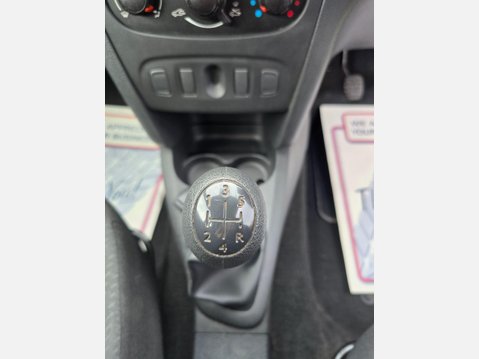 Dacia Sandero 1.0 SCe Essential Euro 6 5dr 15
