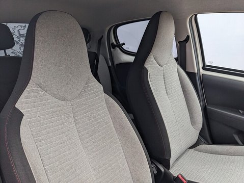 Citroen C1 PURETECH FLAIR 13