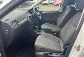 Volkswagen Tiguan LIFE 1.5 TSI DSG AUTOMATIC 26