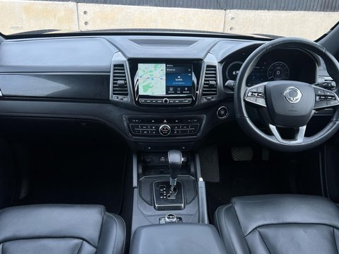 SsangYong Musso SARACEN 10