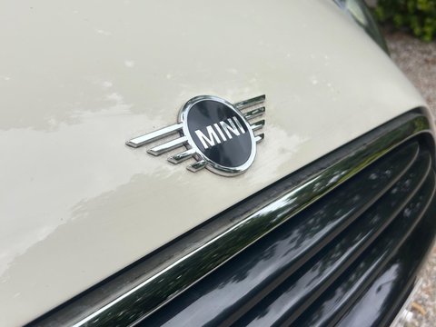 Mini Convertible 1.5 Cooper Euro 6 (s/s) 2dr 41