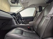 Land Rover Discovery Sport 2.0 Discovery Sport SE D Auto 4WD 5dr 36