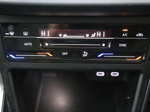 Volkswagen Polo 1.0 TSI Style Euro 6 (s/s) 5dr 18