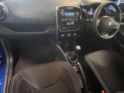 Renault Clio 0.9 Clio Play TCe 5dr 40