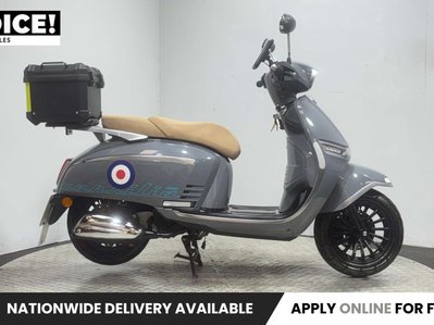 Keeway Versilia 2023 ONLY 2K 125CC SCOOTER NEW MOT WARRANTY