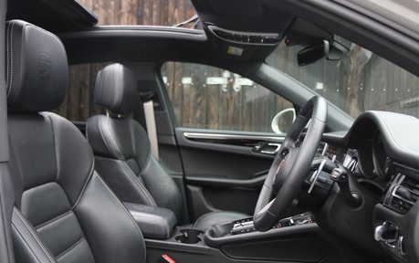Porsche Macan T PDK - 1 Owner - Incredible Specification 14