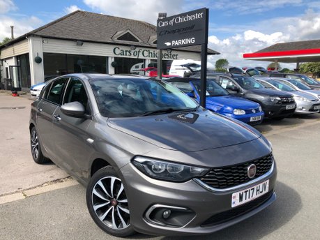 Fiat Tipo LOUNGE 1.4 petrol manual 5 door hatchback 43,000 miles, Good specification 4