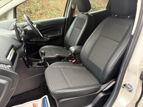 Ford Ecosport TITANIUM 17