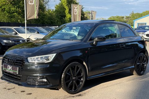 Audi A1 TFSI BLACK EDITION NAV -PANORAMIC SUNROOF - ALL BLACK  12