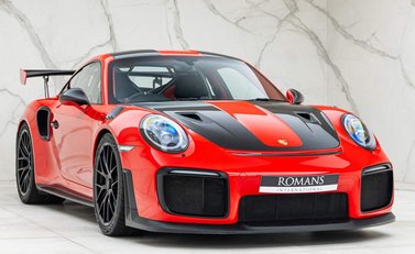 Porsche 911 GT2 RS (991) 2