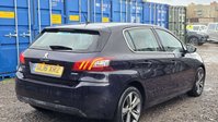 Peugeot 308 1.2 PureTech Allure Hatchback 5dr Petrol EAT Euro 6 (s/s) (130 ps) 29