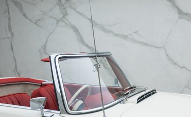 Mercedes-Benz 280 SL W113 Pagoda 56