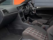 Volkswagen Golf 2.0 Golf GTi Performance TSi 3dr 5