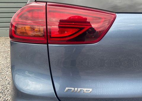 Kia Niro 1.6 GDi '3' PHEV 12