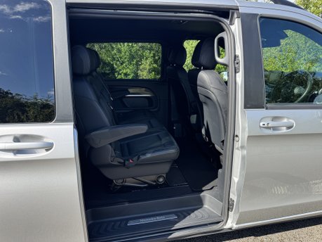Mercedes-Benz V Class V220 D Sport Auto Diesel 8 Seater EX-LWB/SAT NAV/FULL LEATHER/VAT Q 24