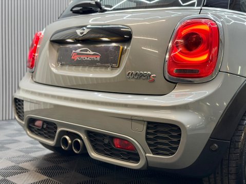Mini Hatch 2.0 Cooper S Auto Euro 6 (s/s) 3dr 13