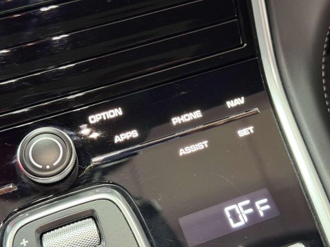 Porsche Panamera 4.0T V8 GTS Sport Turismo 5dr Petrol PDK 4WD Euro 6 (s/s) (460 ps) 61