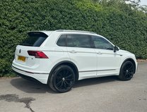 Volkswagen Tiguan 2.0 TDI R-Line SUV 5dr Diesel DSG Euro 6 (s/s) (150 ps) 4