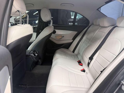 Mercedes-Benz C Class 1.6 C200d Sport Saloon 4dr Diesel G-Tronic+ Euro 6 (s/s) (136 ps) 31