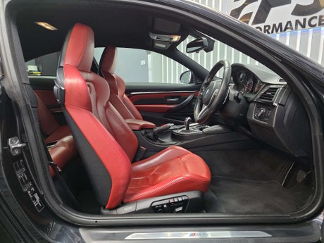 BMW M4 3.0 BiTurbo Coupe 2dr Petrol DCT Euro 6 (s/s) (431 ps) 39