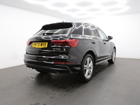 Audi Q3 1.5 TFSI CoD 35 S line S Tronic Euro 6 (s/s) 5dr 5