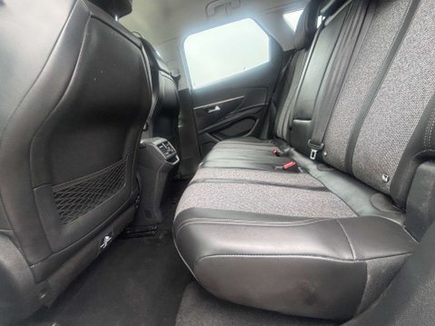 Peugeot 3008 1.2 PureTech GT Line Euro 6 (s/s) 5dr 29