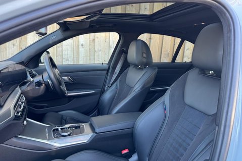 BMW 3 Series 2.0 320i M Sport Auto Euro 6 (s/s) 4dr 25