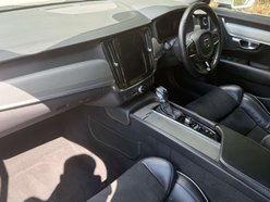 Volvo S90 2.0 S90 R-Design D4 Auto 4dr 3