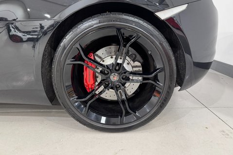 McLaren MP4-12C V8 35