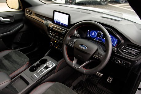 Ford Kuga GRAPHITE TECH EDITION