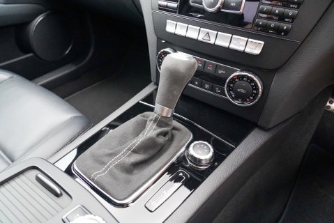 Mercedes-Benz C Class C63 AMG EDITION 507 13