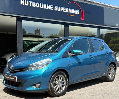 Toyota Yaris 1.3 VVT-i Icon Plus Petrol Manual - DEPOSIT TAKEN 1
