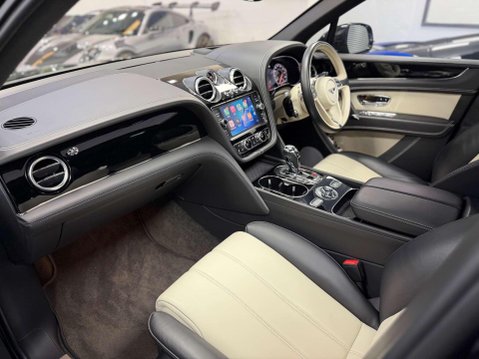 Bentley Bentayga 4.0 V8 SUV 5dr Petrol Auto 4WD Euro 6 (s/s) (550 ps) 43