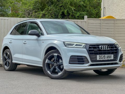 Audi Q5 2.0 TDI 40 Black Edition SUV 5dr Diesel S Tronic quattro Euro 6 (s/s) (190 4