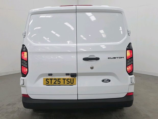 Ford Transit Custom Transit Custom 300L2 H1 2.0 EcoBlue 136ps Double Cab Van Trend 6