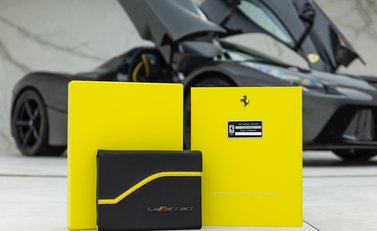 Ferrari LaFerrari 30