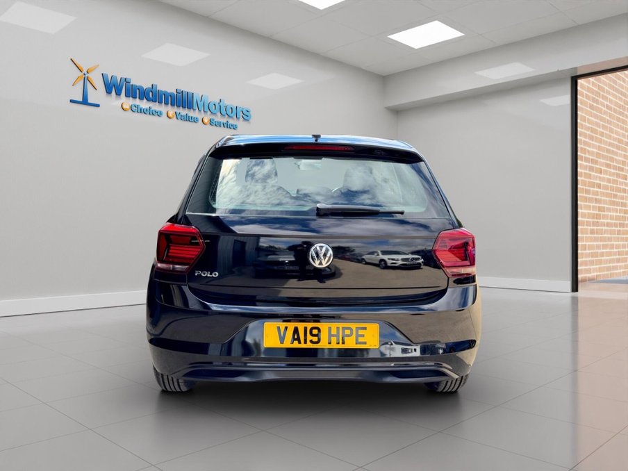 2019 Volkswagen Polo — image 9