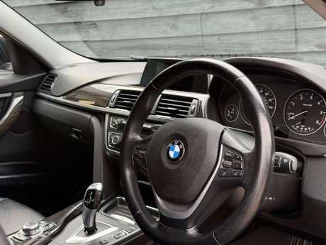 BMW 3 Series 2.0 320d Luxury Auto 4dr 37