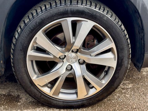 Peugeot 2008 1.6 2008 Allure Blue HDi S/S 5dr 78