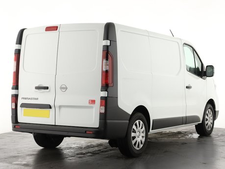 Nissan Primastar 30 L1H1 2.0 dCi 110ps Acenta 4
