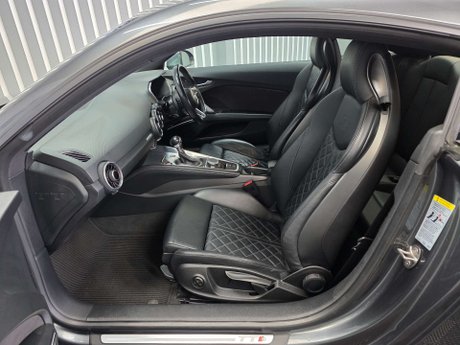 Audi TT 2.0 TFSI Coupe 3dr Petrol S Tronic quattro Euro 6 (s/s) (310 ps) 21