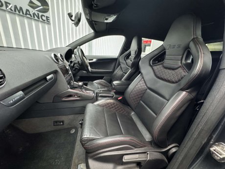 Audi RS3 2.5 TFSI Sportback 5dr Petrol S Tronic quattro Euro 5 (340 ps) 8