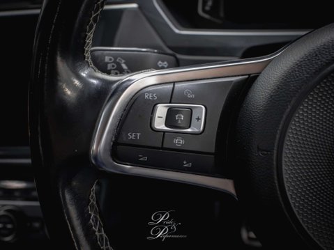 Volkswagen Tiguan 2.0 Tiguan R-Line Tech TDI 5dr 35